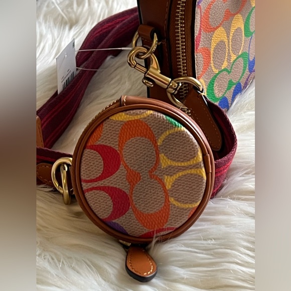 CJ802 - Coach Charter Slim Crossbody in Rainbow Signature Canvas - Picture 2 of 13